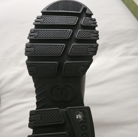 Gucci leather boots - Picture 9 of 11